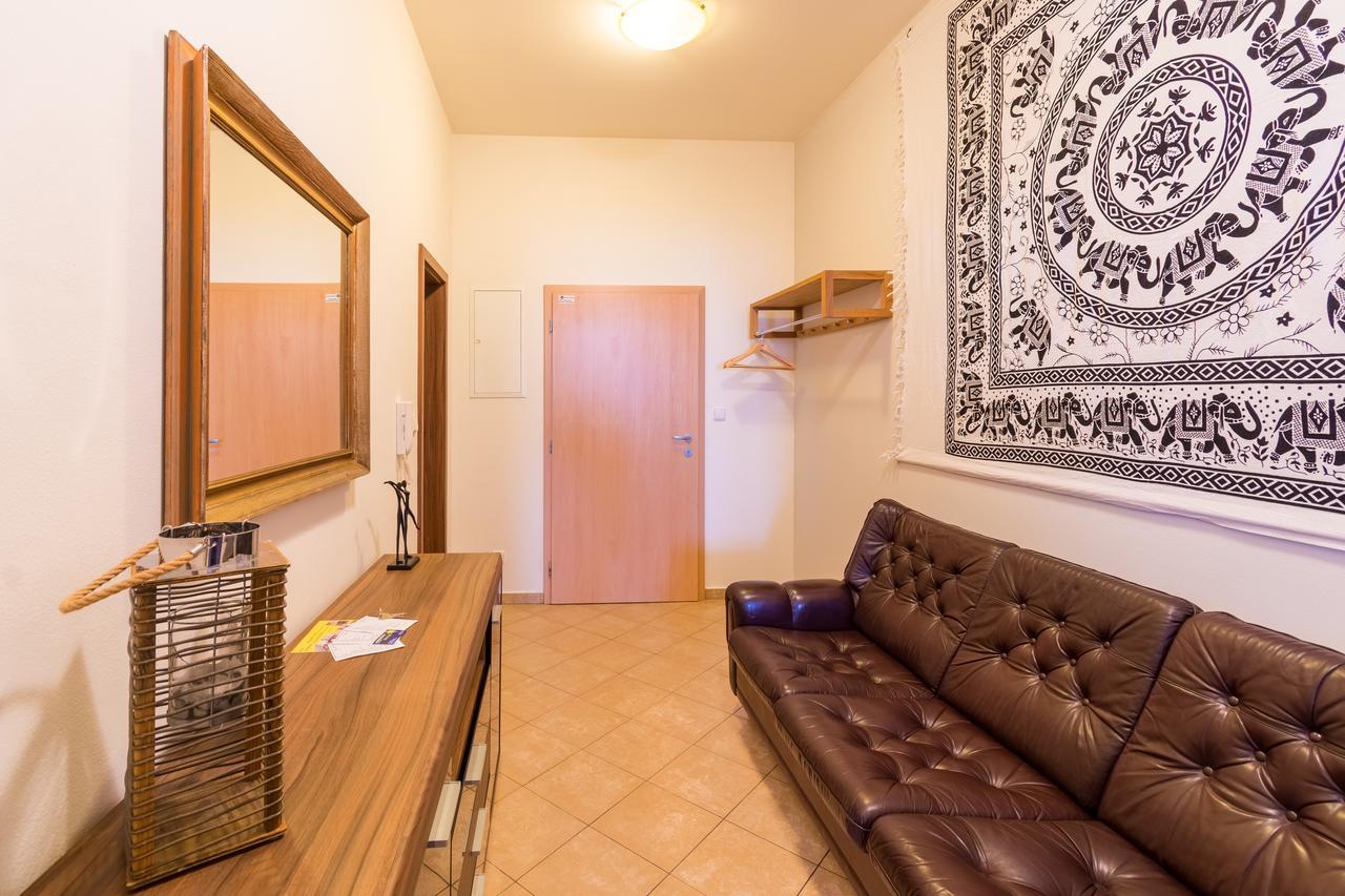 Apartment Sirius D In Center Of Cb. Ceske Budejovice Bagian luar foto